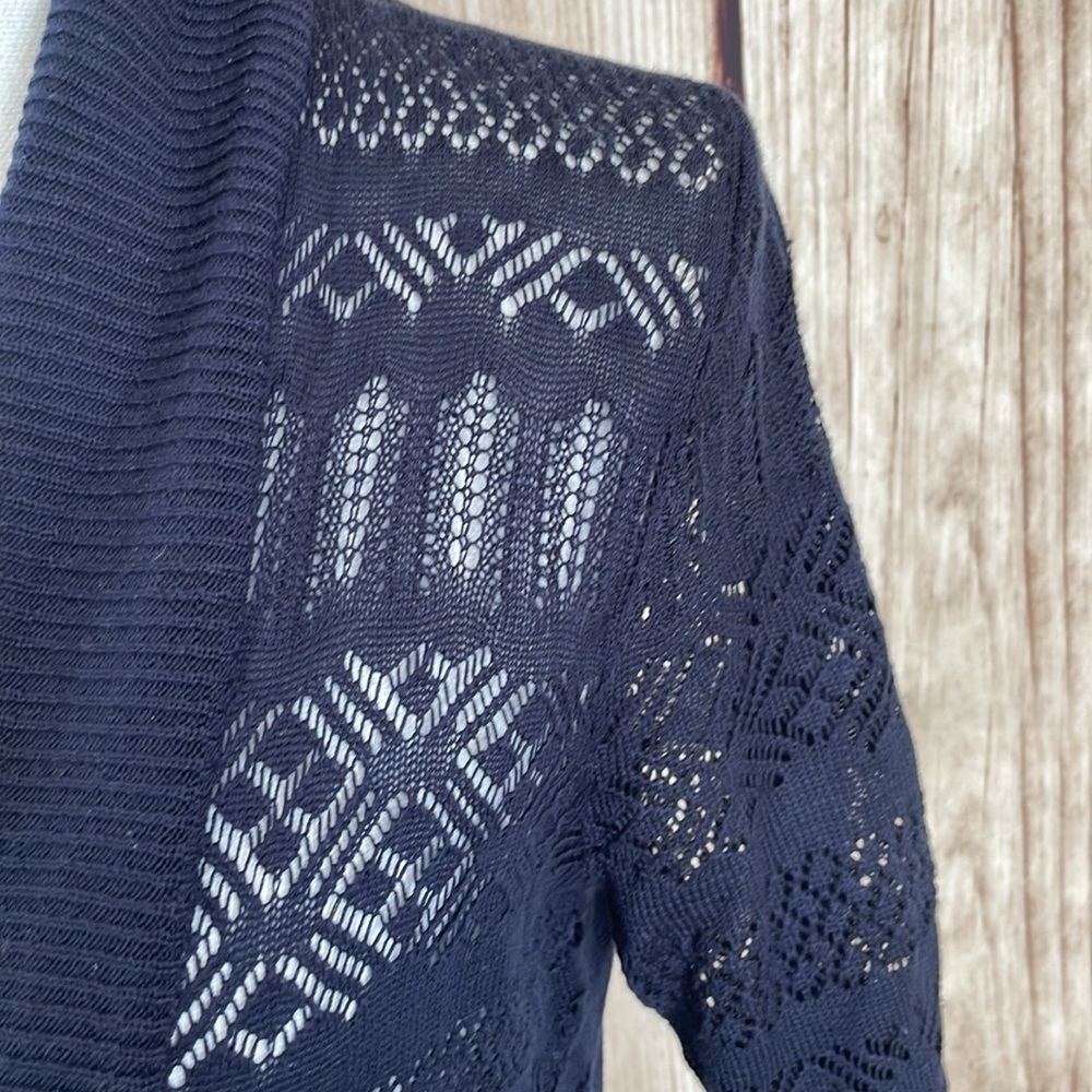89th & Madison Crochet Knit Navy Sweater Acrylic Cardigan Small - Picture 3 of 9